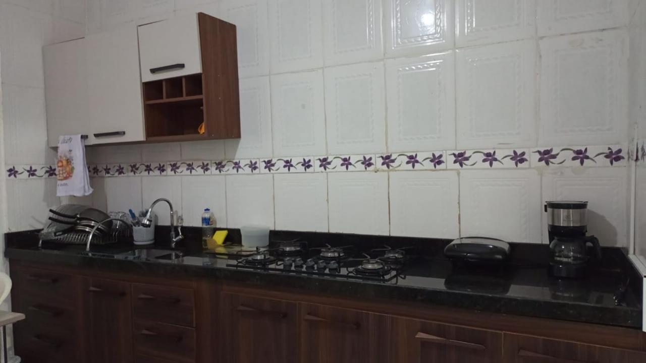 Casa de Hóspedes Manaus - Dormitórios com cozinha Exterior foto